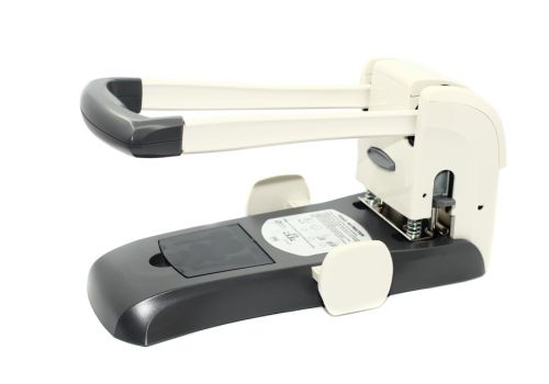 Дырокол мощный KW-Trio 9556